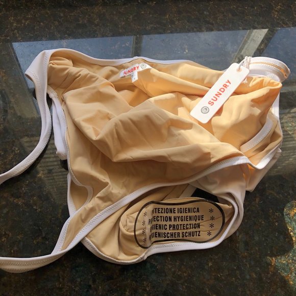 Sundry Swimsuit Anthropologie White Size Large 3 Summer Of Love One Piece - Picture 11 of 16